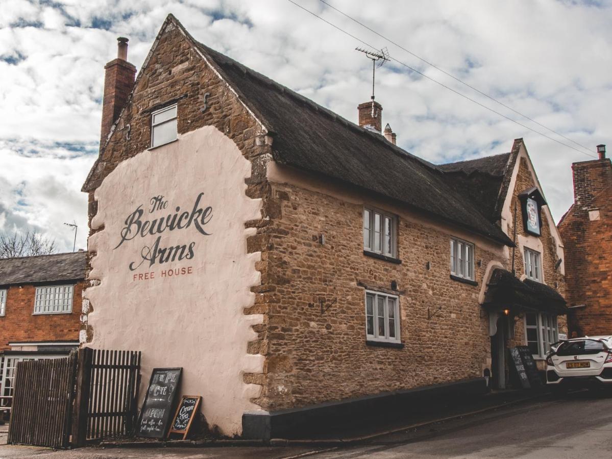 Bed and Breakfast The Bewicke Arms Hallaton Exterior foto